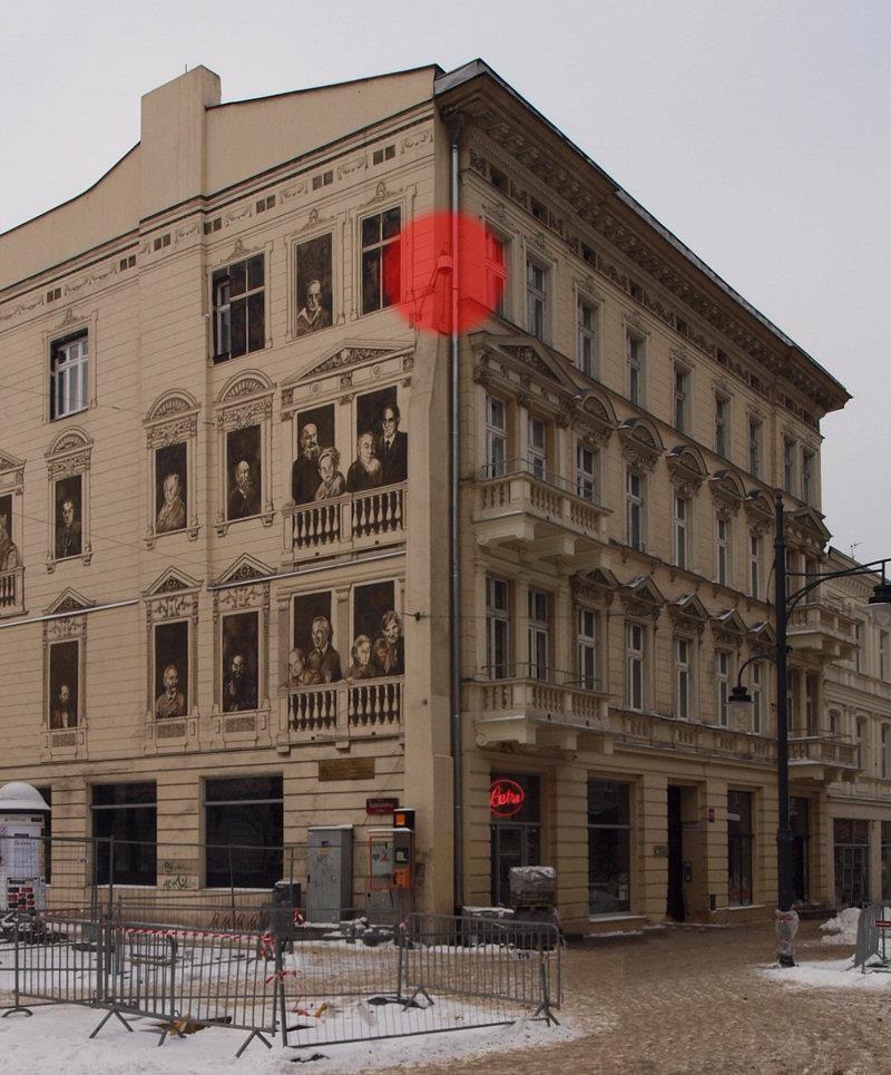2. Szafkę kamerową typu: Szafka kamerowa 3. 2 konstrukcje wsporcze w tym: 3.1. 1 typu Wysięgnik narożny 160cm 3.2. 1 typu maszt balastowy lub mocowanie kominowe (do montażu jednej kamery typu Kamera stacjonarna wysokiej rozdzielczości ).