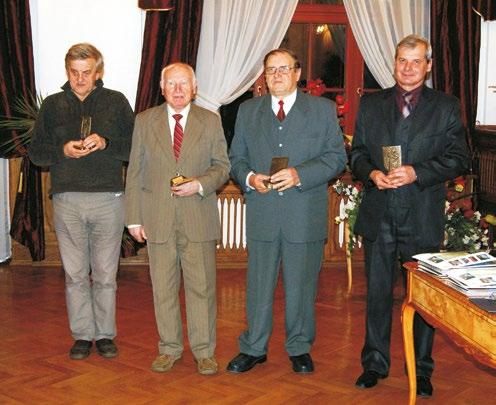 Janusz Brodowski, Janusz Frykowski, Tomasz Zieliński Rocznik Tomaszowski 1(2) Uhonorowani prezesi Tomaszowskiego Towarzystwa Regionalnego im. dr.