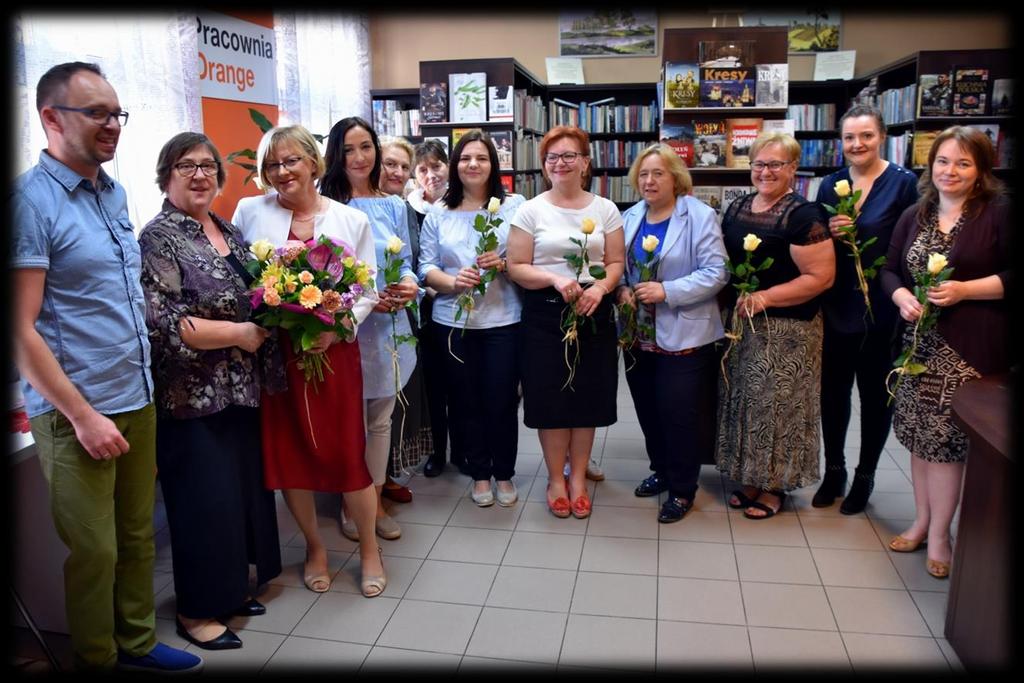 Ponadto: w związku z Dniem Bibliotekarza złożono wizytę w Bibliotece Publicznej w Pobiedziskach.