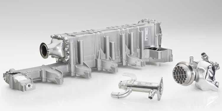 INNE UKŁADY CHŁODZENIA Chłodnice EGR różnych wersji Chłodnica systemu recyrkulacji spalin (EGR) Nowe wartości graniczne EURO 6 w zakresie emisji tlenków azotu (NOx) można osiągnąć przez zastosowanie