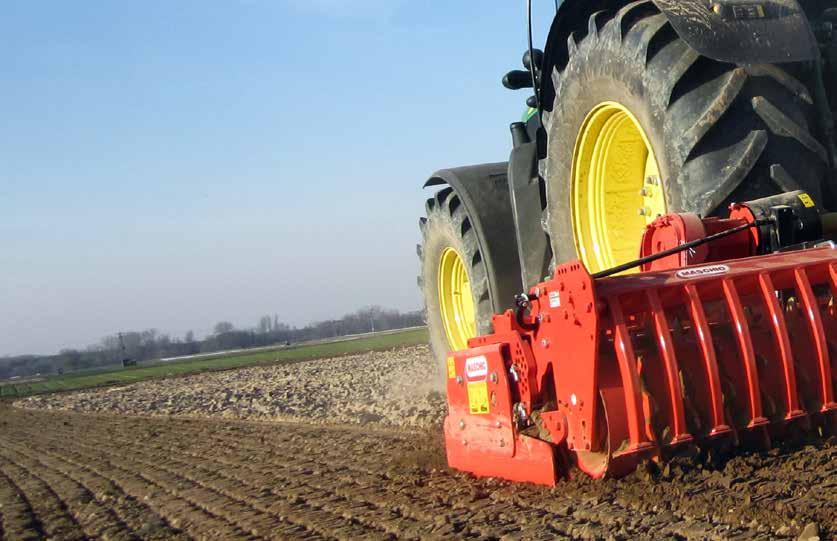 Konstrukcja składana (do 330 KM) AQUILA 5000 AQUILA Brona AQUILA wyróżnia się szczególnie solidną konstrukcją mechaniczną, która pozwala na jej stosowanie w wyjątkowo