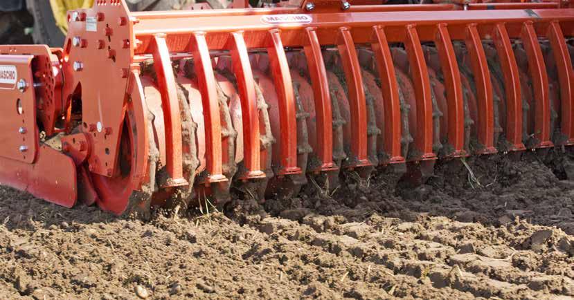 Odpowiedni walec dla każdych wymogów Funkcje i modele Walec tylny pełni podwójną funkcję określania głębokości roboczej i ponownego ugniatania podłoża siewnego po bronowaniu: