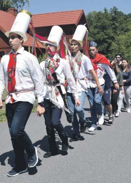 zaczynali ponad cztery dekady temu. Mirosław Jaworski (rocznik 1961) ofensywny pomocnik, pochodzący z Huszczy, już jako 16 latek zadebiutował w III ligowym AZS-ie Biała Podlaska.