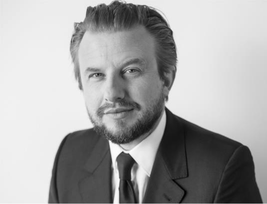 Adwokaci Lucas Niedolistek - adwokat wpisany na listę Okręgowej Izby Adwokackiej w Paryżu od 2003 roku.