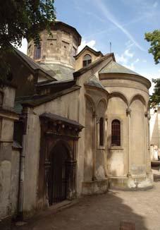 Wystawy 6. Katedra Ormiańska we Lwowie 6. Armenian cathedral in Lviv rze Polski i chrześcijaństwa. Nagradzany w przeszłości przywilejami królewskimi, m.in. Władysława Jagiełły, Władysława Warneńczyka, Stefana Batorego i Jana III Sobieskiego, jako jedyne polskie miasto otrzymał w 1920 r.