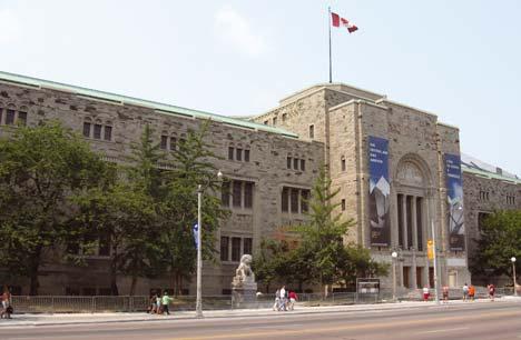 Z zagranicy Aleksandra Magdalena Dittwald NADESZŁA EPOKA KRYSZTAŁU CZYLI REWITALIZACJA I ROZBUDOWA KRÓLEWSKIEGO MUZEUM ONTARIO W TORONTO Królewskie Muzeum Ontario (Royal Ontario Museum) zwane