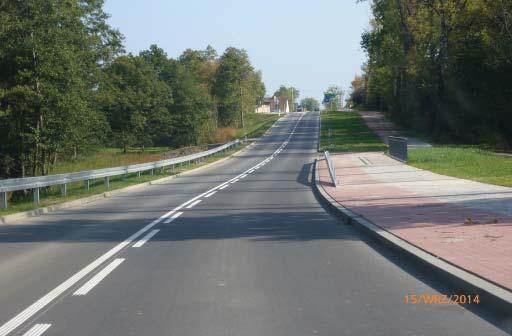 Iwona Cichocka, sołtys Jelonek Wraz z remontem drogi powstały ścieżki rowerowe. Dzięki temu wiele osób wybiera najzdrowszy środek transportu, czyli rower.