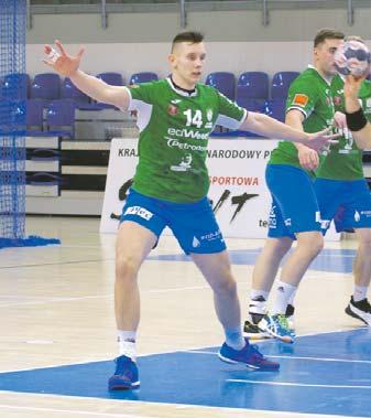 W meczach grupowych nasi szczypiorniści ulegli Rumunii 20:28, Korei południowej 26:30 i Japonii 25:34 oraz pokonali Tajpej 35:20.