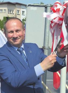 14 Tekst spon Dzia³alnoœæ samorz¹du gminnego Na pocz¹tek kilka cyfr Wlatach 2014-2018 gmina osi¹gnie dochód bud etowy w wysokoœci ponad 710 mln z³, wydatki bud etowe natomiast poniesie na kwotê 711
