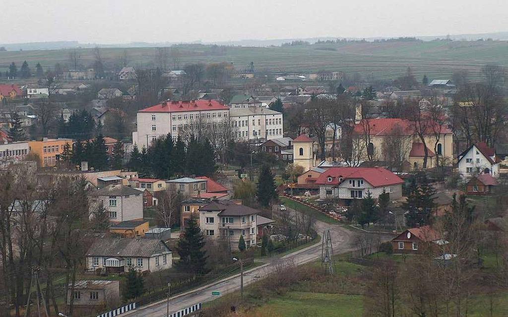 Rok 2008. Panorama Grabowca, widok z Góry Zamkowej (z miejsca gdzie obecnie stoją trzy metalowe krzyże).