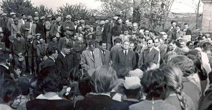 11 stycznia 1959 roku odbyło się pierwsze organizacyjne zebranie z udziałem czynników politycznych i administracyjnych powiatu, przewodniczących sąsiedzkich rad narodowych,