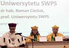 REALIZACJI! 19 października Wiceprzewodnicząca Danuta Adamczyk-Wiśniewska wręczyła położnym zaświadczenia ukończenia specjalizacji w dziedzinie pielęgniarstwa położniczego i ginekologicznego.