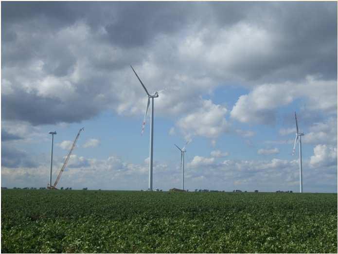 Projekty Długi tytuł wiatrowe prezentacji w budowie powerpoint FW Modlikowice [12 turbin; 24 MW] oraz FW Łukaszów [17 turbin; 34 MW] Start of Budowa farm została ukończona