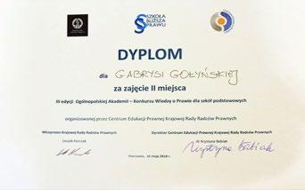 Pierwszy etap odbywał się z szkole i był wyłącznie pisemny. Kolejny, już okręgowy, składał się z testu i odpowiedzi ustnej. W tym pierwszym, to z naszej szkoły przeszło dalej najwięcej osób.