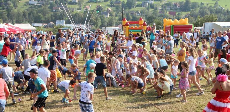 16 Wiadomości Gminne Sport 17 W dniach 18 i 19 sierpnia tłumy uczestników zgromadziły