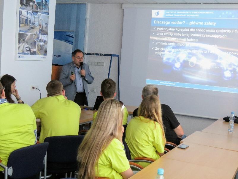 Warszawa, Instytut Transportu Samochodowego wykład dla Rajdowiczów przeprowadzony przez prof.