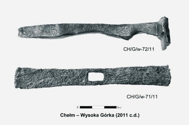 152 glaukonityt charakteryzuje się przy podobnych właściwościach spoiwa, stosunkowo miękkimi ziarnami.