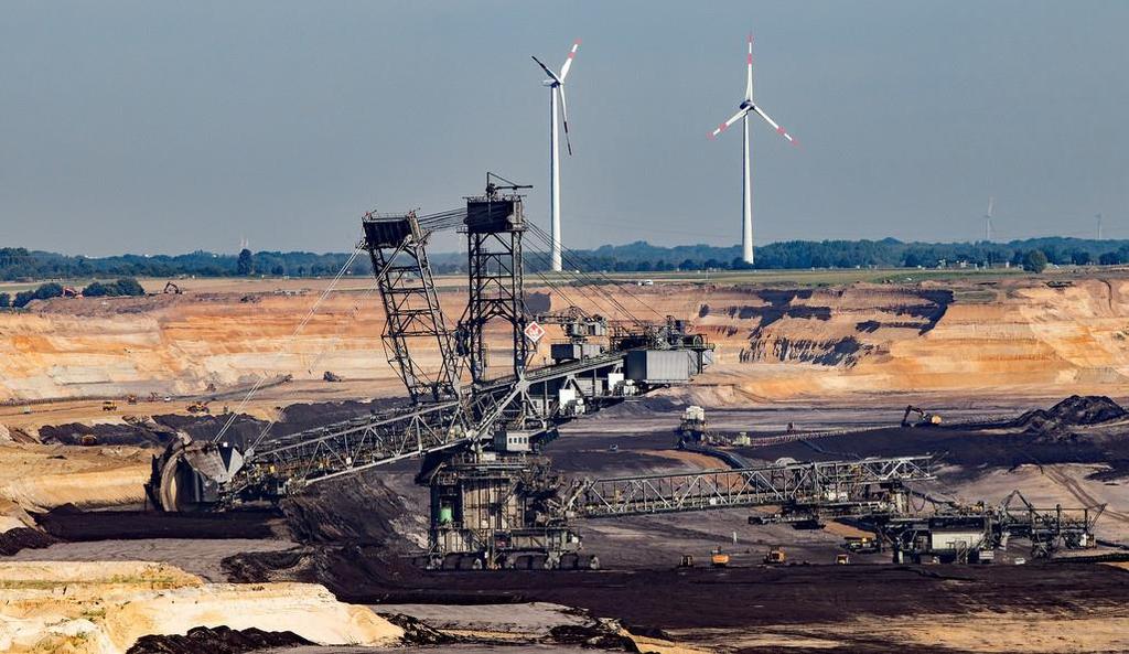 Rysunek 29. Widok kopalni Hambach w zagłębiu Nadreńskim [Jakub Wiech kontakt@defence24.