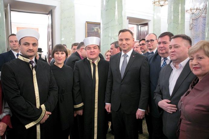38 Tradycja noworocznych spotkań prezydenta z przedstawicielami mniejszości narodowych i etnicznych sięga okresu międzywojennego.