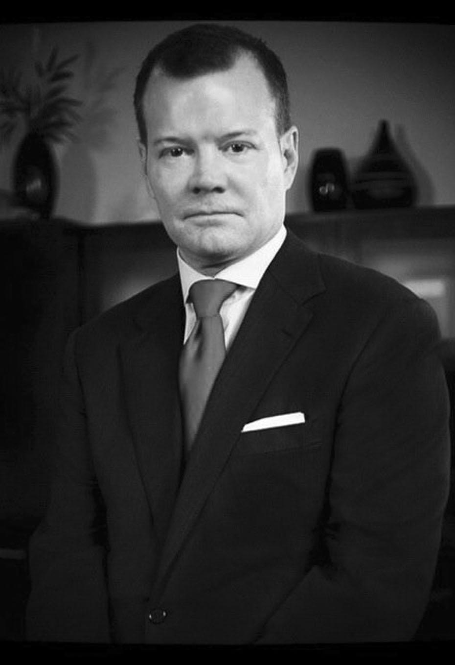 com 5926 S. Archer New Clients 10% Off 773-767-6111 Mowimy Po Polsku BELCHER LAW OFFICE 773.424.