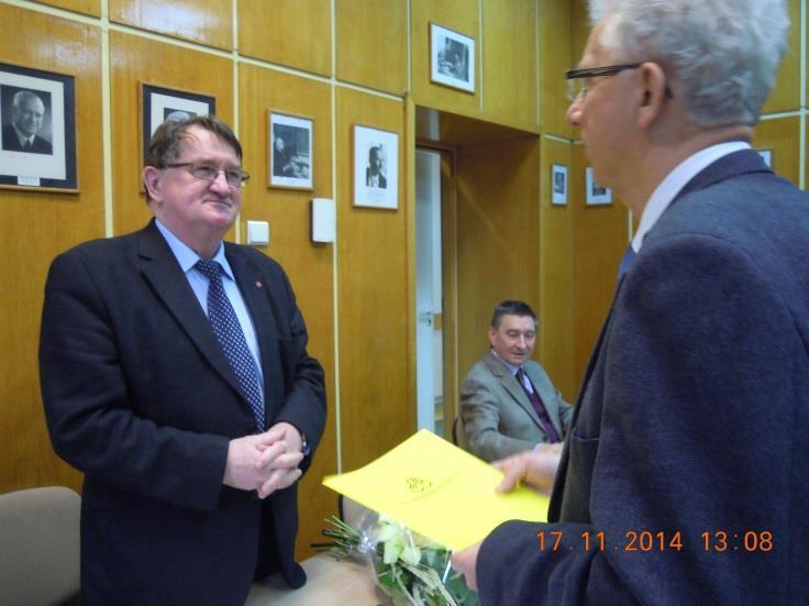 Anna Kowalewska, Na zdjęciu od lewej: Przewodniczący RN, prof. H. Kozłowski i Dyrektor, prof. S. Słomkowski Program ostatniego posiedzenia Rady był złożony i urozmaicony.
