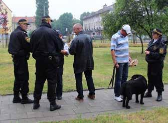 Pouczone zostały 172 osoby, nałożono 71 mandatów na kwotę 4110 zł oraz skierowano 7 wniosków do sądu.