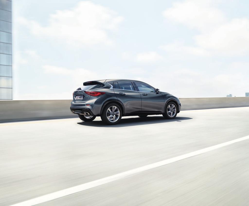 EMPOWER THE DRIVE ZAWSZE W AWANGARDZIE Kreatywność to dla INFINITI znacznie więcej niż slogan. To ona wyznacza kierunek, w którym zmierzamy wciąż naprzód.