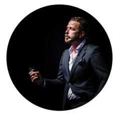 PROWADZENIE Marcin Sebastian Rogowski Konsultant sprzedaży Szkolenie prowadzi Marcin Sebastian Rogowski, jeden z czołowych ekspertów sprzedaży nieagresywnej w Polsce, konsultant zarządów wielu