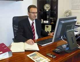 Sekretarz Gminy Stanisław Miklusz W kadencji 2014-2018 Burmistrz Pasłęka prowadzenie spraw z zakresu kompetencji burmistrza powierzył sekretarzowi gminy Stanisławowi Mikluszowi, który jednocześnie