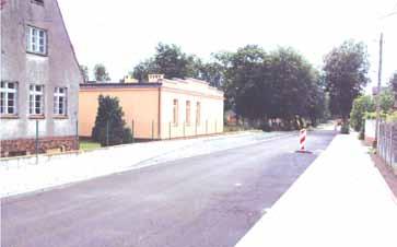 z Samorządem Województwa Lubuskiego umowy o przyznaniu pomocy Nr 00036-65151-UM0400036/15 oraz aneksem do umowy Gmina otrzyma w formie refundacji dofinansowanie w wysokości 417.047,00 zł.