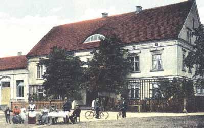Źródłem inspiracji pana Andrzeja często jest literatura historyczna czy pamiętniki, wspomnienia uczestników wydarzeń pochodzące z konkretnej epoki, a także twórczość malarzy z tzw.