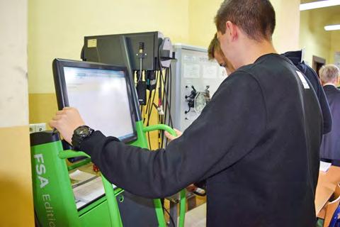Mistrzostwach Mechaników w kategorii Młody Mechanik oraz Ogólnopolskim Turnieju Wiedzy Samochodowej, w których zajmują najwyższe lokaty.