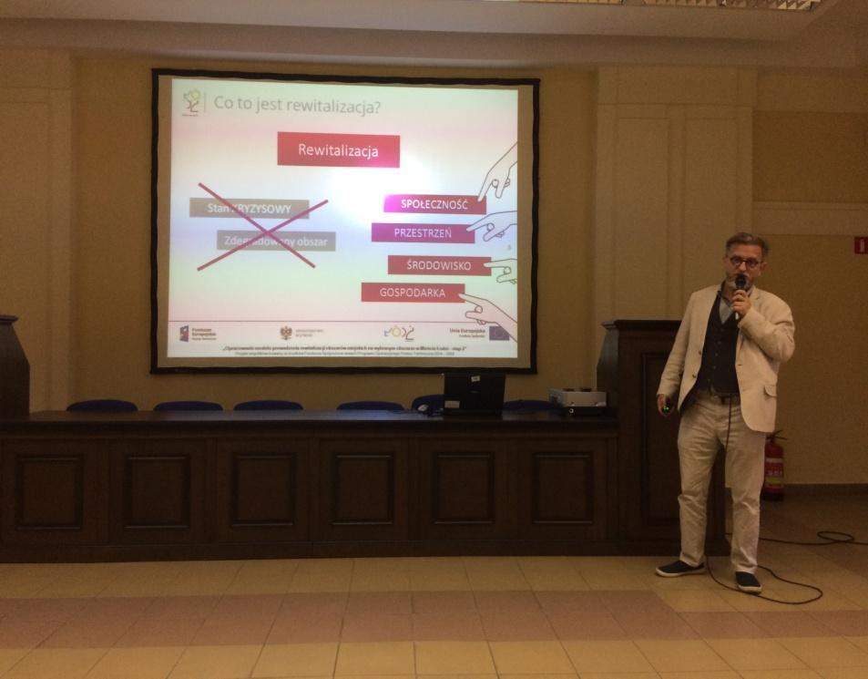 ) Seminarium skierowane było do przedstawicieli łódzkich placówek edukacyjnych, ze szczególnym uwzględnieniem tych