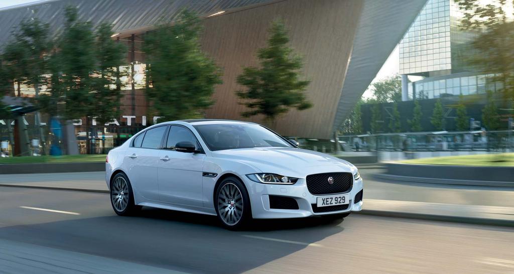 JAGUAR XE