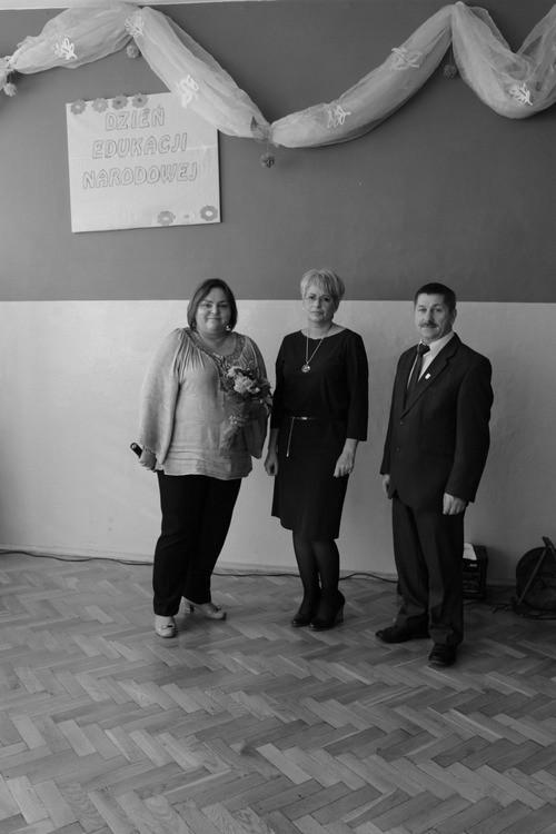 sukcesów w pracy z uczniami oraz dobrej współpracy z rodzicami.