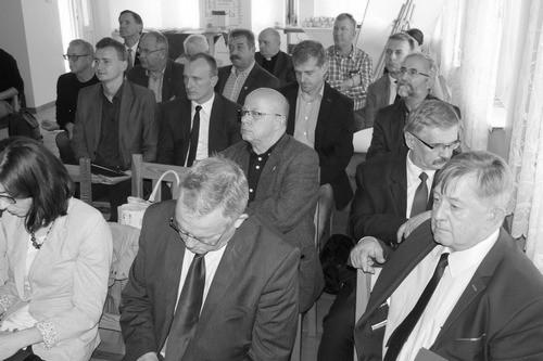 Urząd Marszałkowski jak i Biuro ZIT zaprezentowały informacje na jakim etapie jest poziom kontraktacji środków na koniec III kwartału br. Narzucony przez Ministerstwo Rozwoju wskaźnik w wys.
