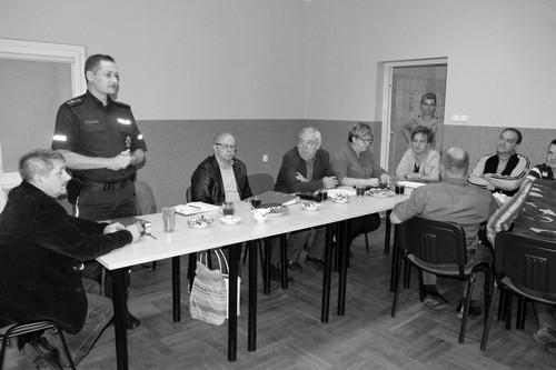 Burmistrz Miasta Andrzej Grabowski pogratulował piłkarzom, strażakom i społecznikom wielu nagród jakie zdobyli w turniejach sprawnościowych i konkursach dożynkowych.