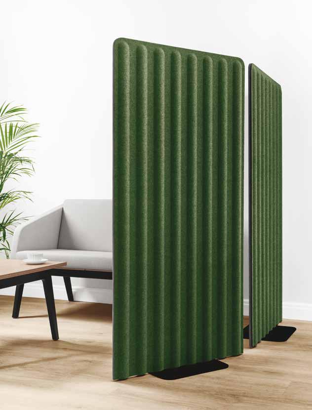 Acoustic wall Ścianka akustyczna 32 33 Narrow acoustic wall GRS- L-8N on a metal base may be placed at a desk and a convenient space for talks may be