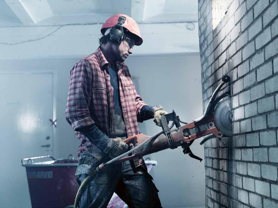 TECHNIKA CIĘCIA WIERCENIA Przecinarka Husqvarna K 760 Cut-n-Break posiada teraz nową, wydajniejszą tarczę Cut-n-Break z bardziej stabilnym korpusem.