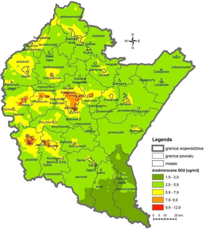 Rys. 3.7. Rozkład stężeń średniorocznych dwutlenku siarki w powietrzu w województwie podkarpackim z uwzględnieniem powiatu rzeszowskiego w 2013 r. - wyniki modelowania (źródło: [1], [17]) Rys. 3.8.