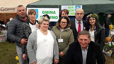 Str. 15 Dożynki Powiatowo-Gminne 2017 Dożynki to staropolskie ludowe święto, podczas którego rolnicy dziękują Bogu za ukończenie żniw i plony.