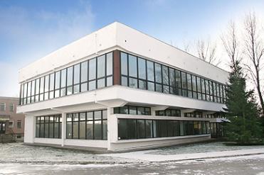 Wymagania dla powierzchni okien W budynku produkcyjnym, magazynowym i gospodarczym łączne pole powierzchni okien oraz ścian szklanych w stosunku