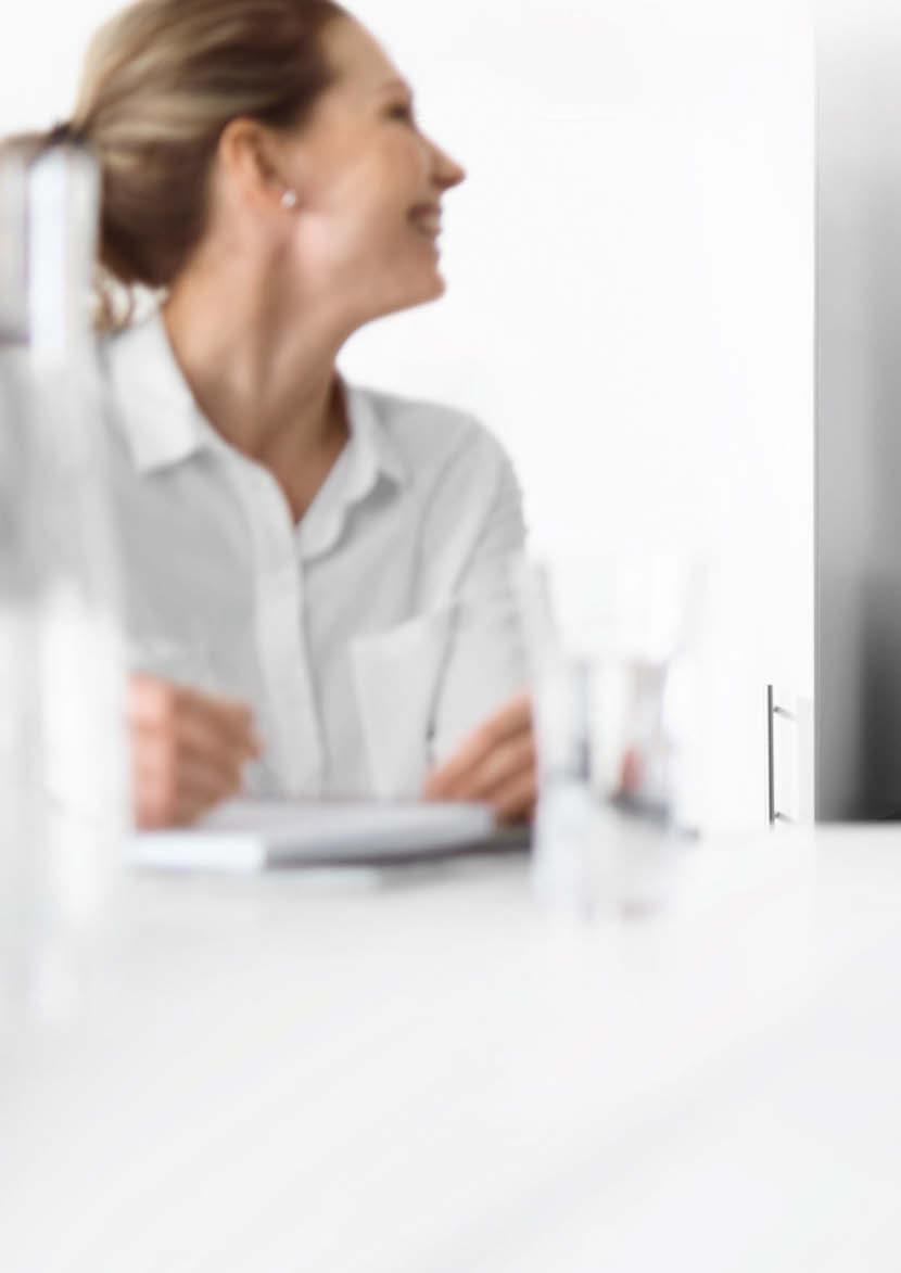 KUCHNIA GROHE SYSTEMY WODNE GROHE BLUE PROFESSIONAL GROHE BLUE PROFESSIONAL ŹRÓDŁO CZYSTEJ WODY W BIUROWYCH KUCHNIACH Wolisz schłodzoną wodę z bąbelkami czy bez? Może preferujesz coś pomiędzy?