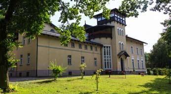 Największą i najczęściej odwiedzaną atrakcją gminy jest Sanktuarium Maryjne w Górce Klasztornej, które przyciąga nie tylko zabytkami i bogatą historią