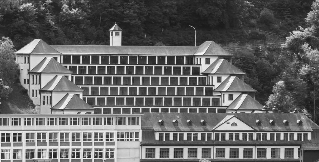 4 5 Schramberg, 1861: Kto chce pisać historię zegarków, musi wyprzedzać swój czas. Wynalazcy i majsterkowicze rozsławili południowo zachodnie Niemcy i przemysł mechaniki precyzyjnej w Schwarzwaldzie.
