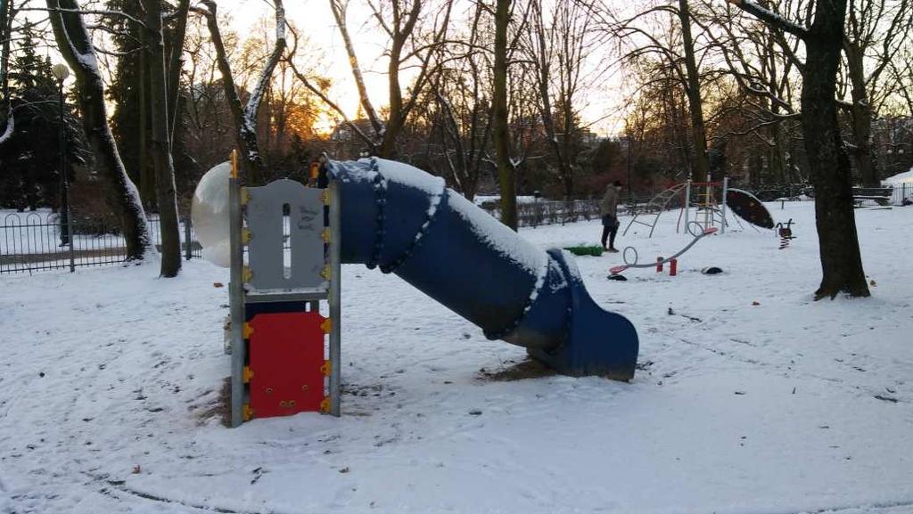 usunięcia,  3 Element wyposażenia placu