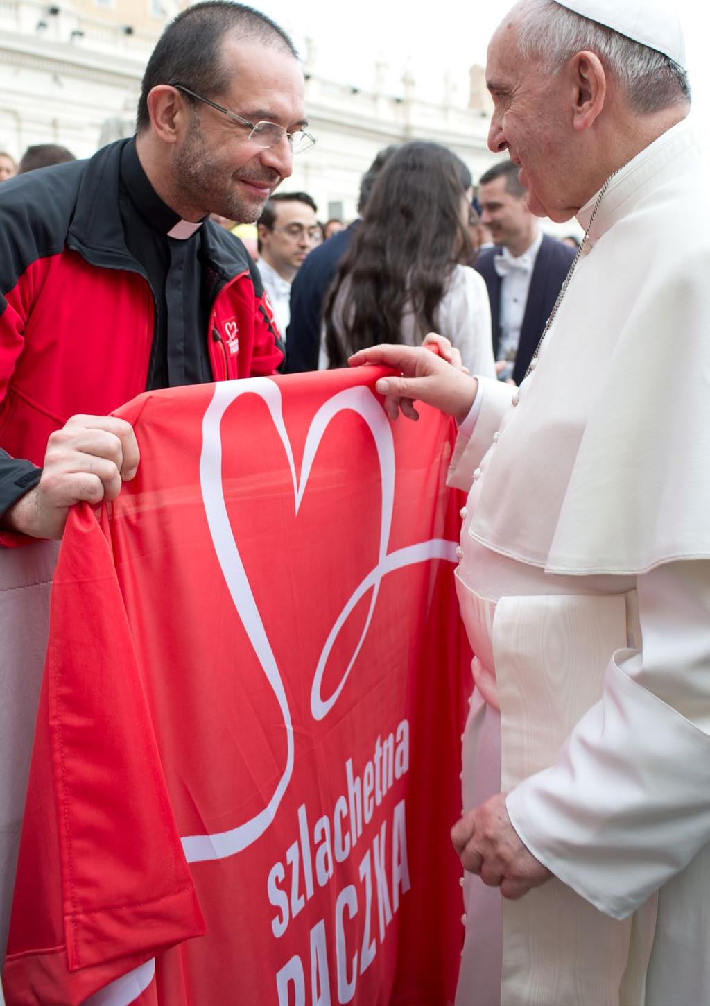 MOŻEMY BYĆ DUMNI Jest taki projekt, który łączy: Papieża Franciszka, byłego i obecnego Prezydenta Polski, Roberta Lewandowskiego i Agnieszkę Radwańską.