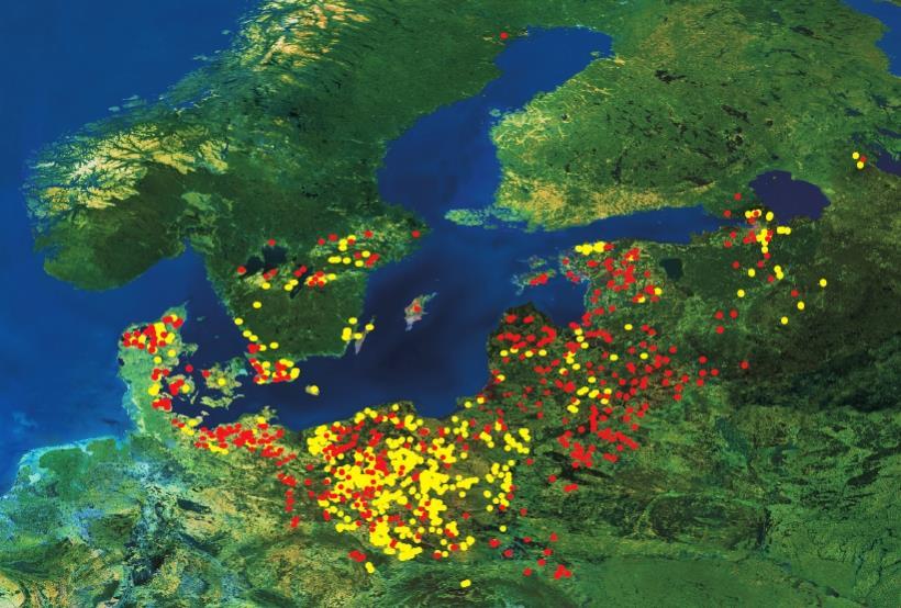 Lokalizacja wielkoprzemysłowych ferm trzody chlewnej (kolor czerwony) i drobiu (kolor
