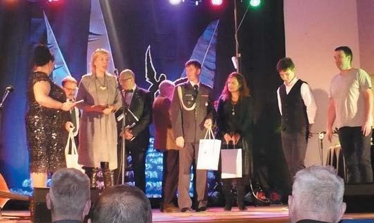 W ASNYM G OSEM NR 103/104 XXIV Konkurs Literacki Ikarowe Strofy 2017 rok KRONIKA 25-lecie Izabeli Zubko w Kruszwicy 7 24 listopada 2017 roku roku w sali widowiskowej Klubu Dowództwa Generalnego