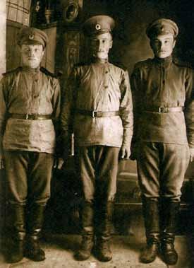 Grzegorz Gołębiewski 77 Plutonowy żandarmerii Piotr Słyszko (1898-1920) nieznany bohater obrony Płocka w 1920 roku W czasie obrony Płocka w 1920 roku wyróżniło się wielu oficerów i żołnierzy z